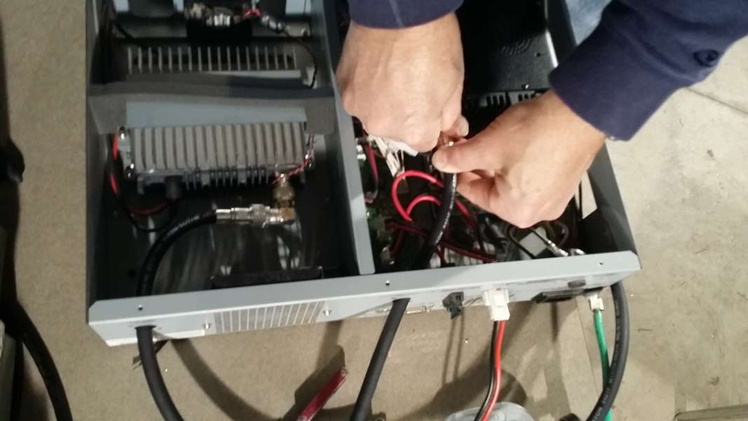 Inside the Yaesu DR-1 repeater
